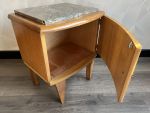 Art Deco kastje, Frans kastje, houtsnijwerk bloemmotief, Art Deco meubeltje